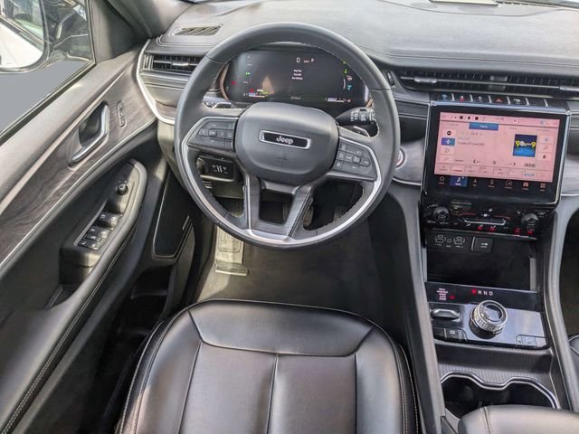 Used 2024 Silver Jeep 4xe image 15