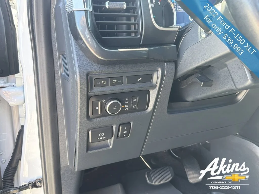 Used 2022 White Ford XLT image 15