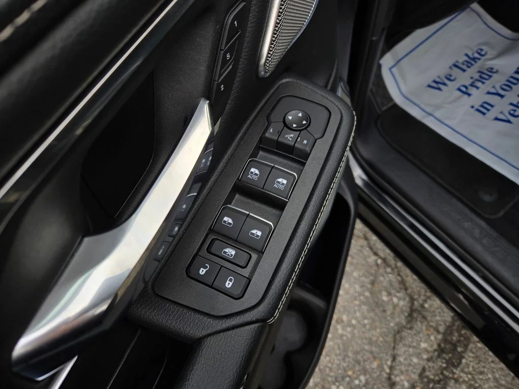 Certified Used 2025 Black Ram Laramie image 15
