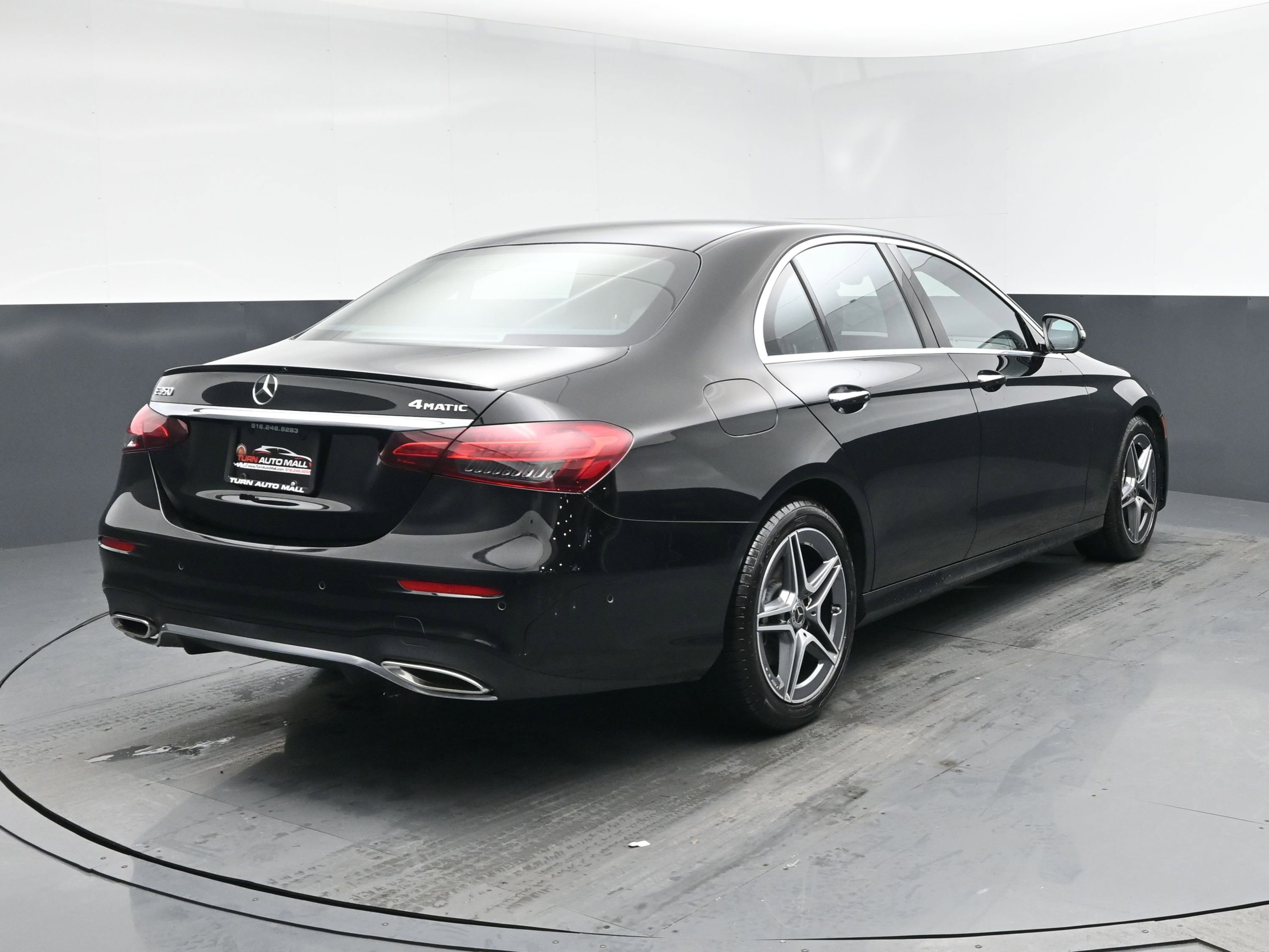 2022 Mercedes-Benz E-Class E350 - Photo 19