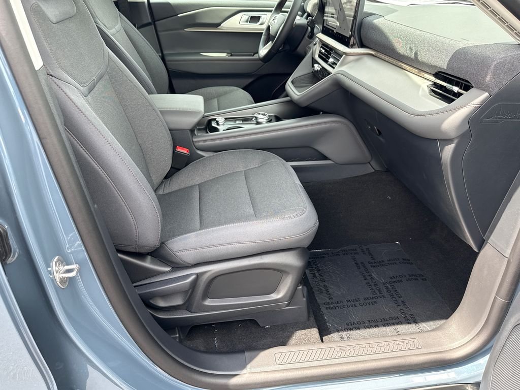 Certified Used 2026 Vapor Blue Ford Active image 13