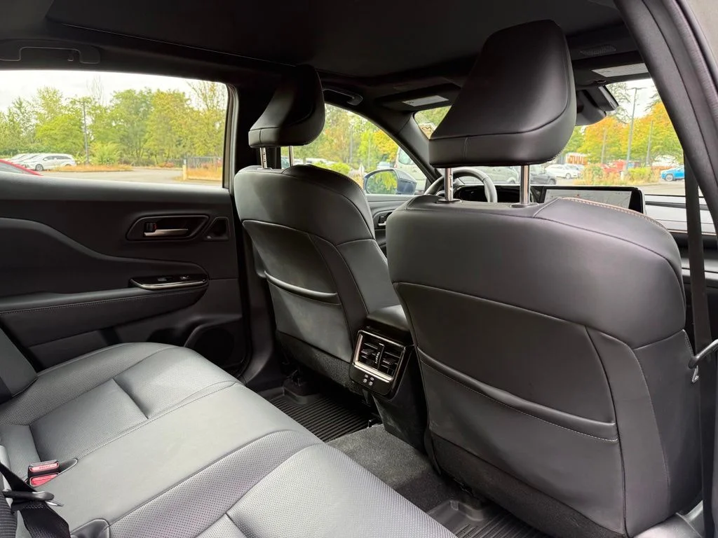 Certified Used 2026  Toyota Platinum image 19