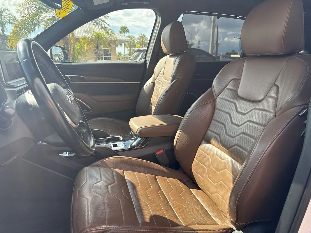 Used 2020  Kia SX image 9