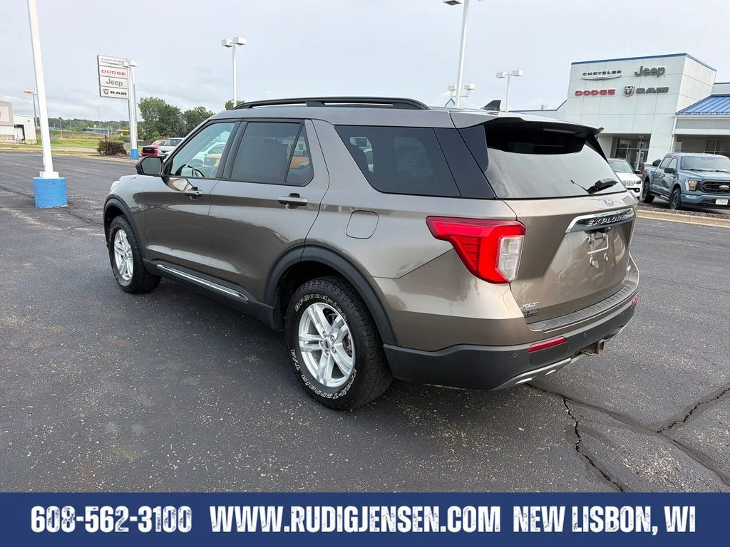 Used 2021 Gray Ford XLT image 3