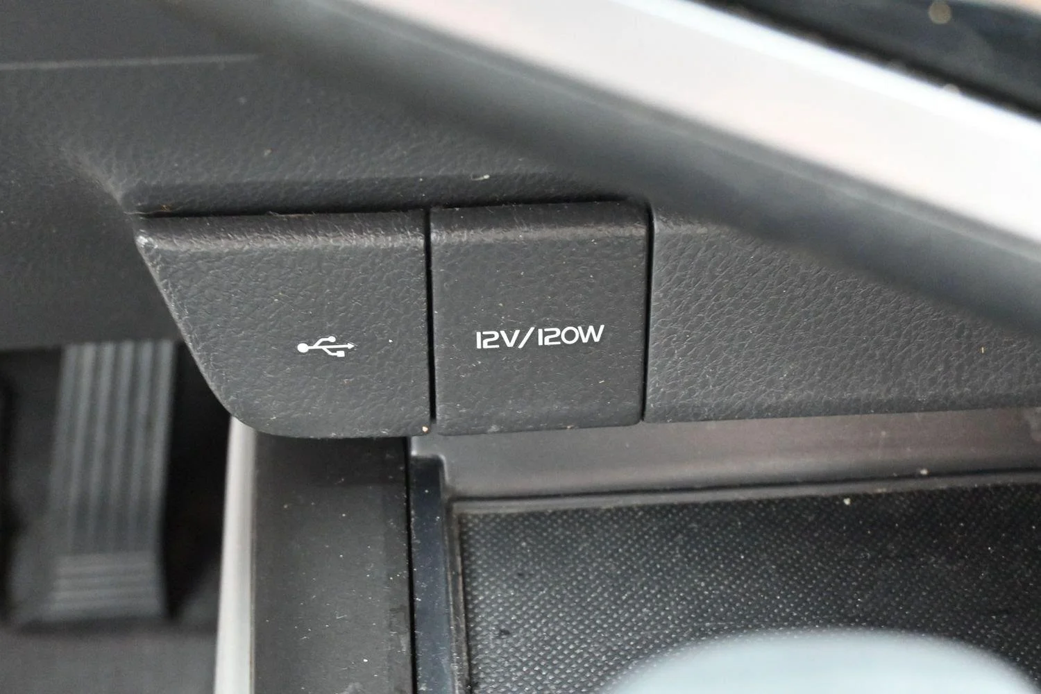 Used 2021 Blueprint Toyota SE image 23