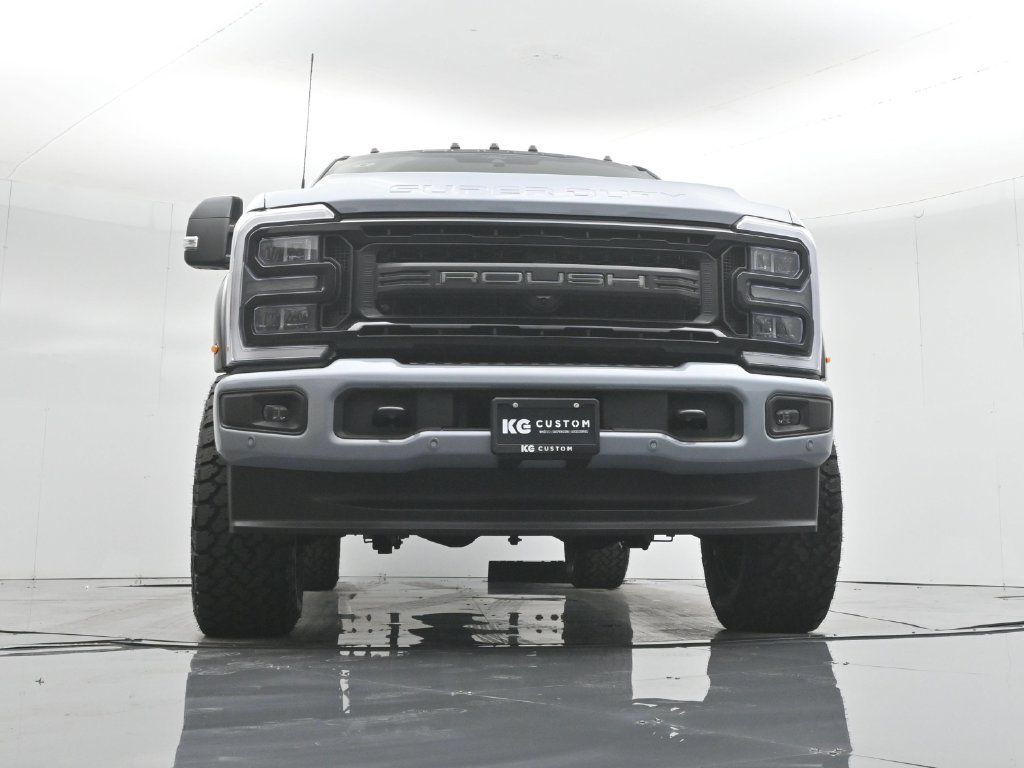 New 2026 Glacier Gray Metallic Tri-Coat Ford Lariat image 49