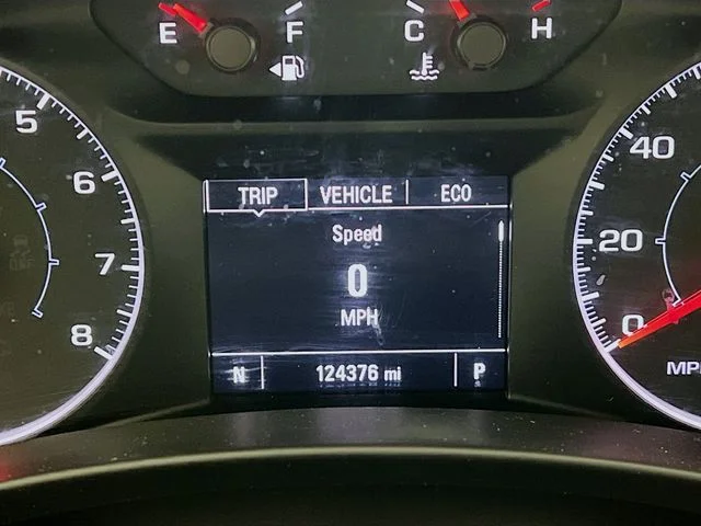 Used 2018 Black GMC SLE image 15