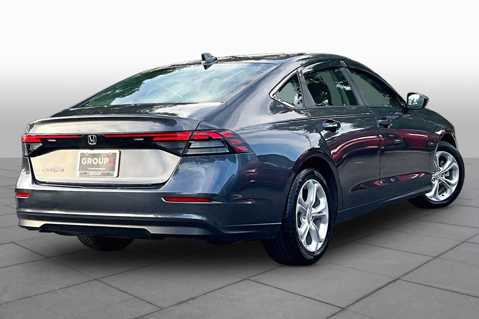 Used 2024 Meteorite Gray Metallic Honda LX image 11