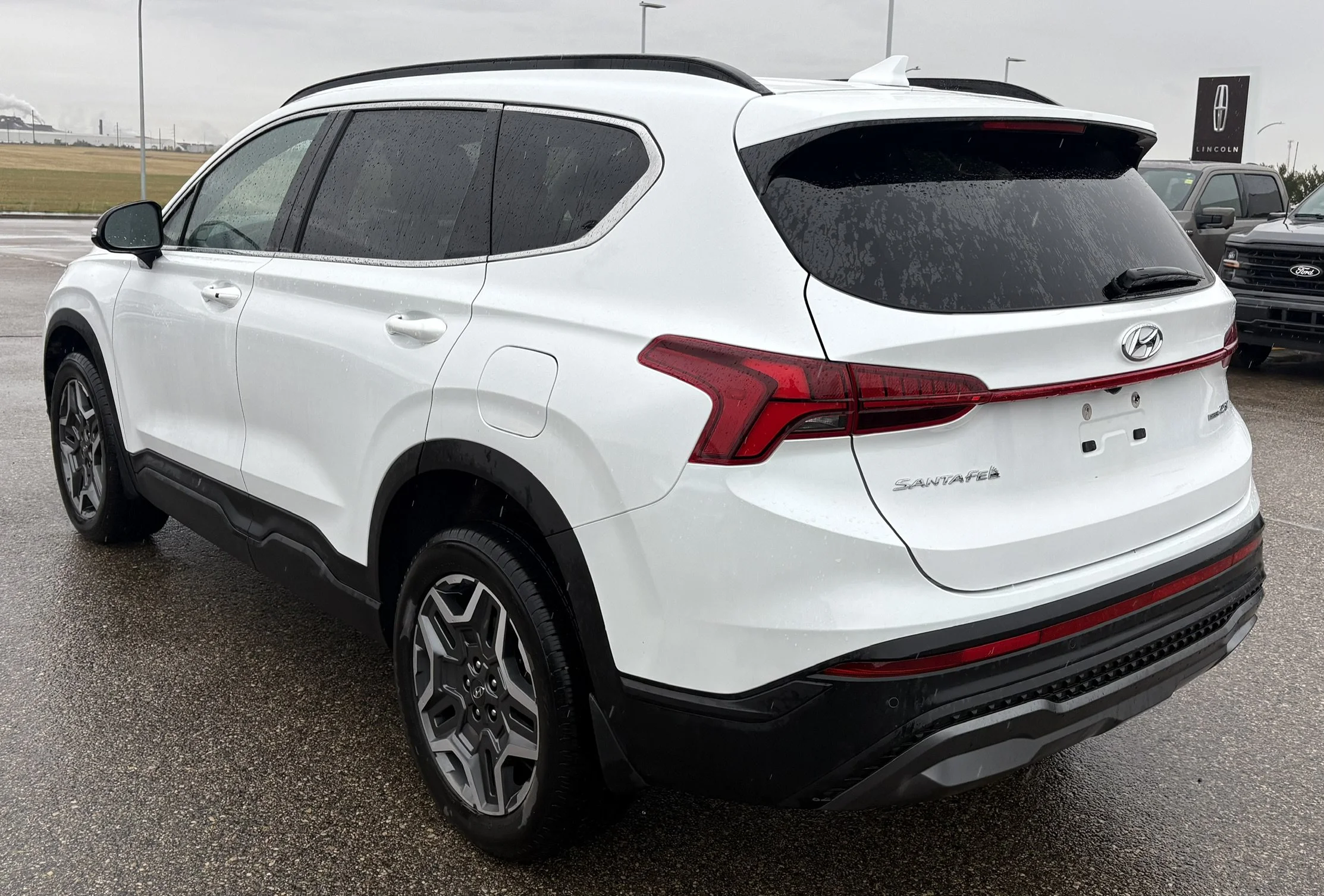 Used 2022 Quartz White Hyundai URBAN AWD image 3