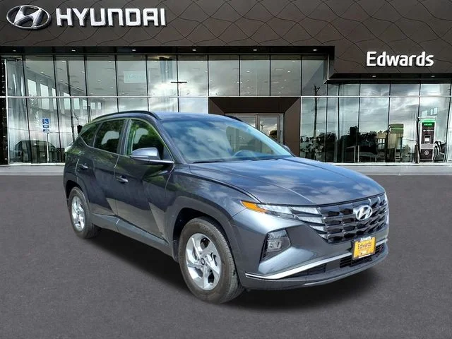 Used 2023 Gray Hyundai SEL image 5