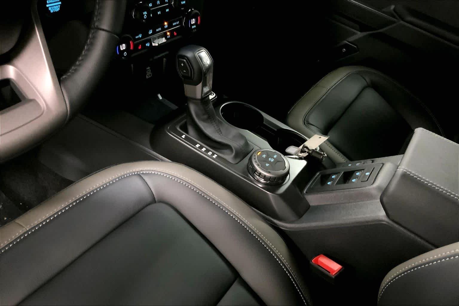 New 2026 Shadow Black Ford Outer Banks® image 6