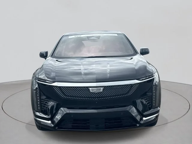Used 2025 Cadillac OPTIQ Luxury 2 with VIN 3GYK3DMR4SS135262 for sale in St. Clair Shores, MI