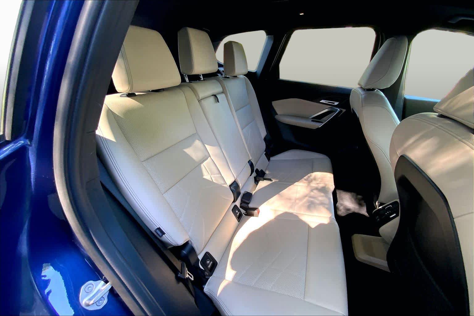 Used 2023 Phytonic Blue Metallic BMW xDrive28i image 19