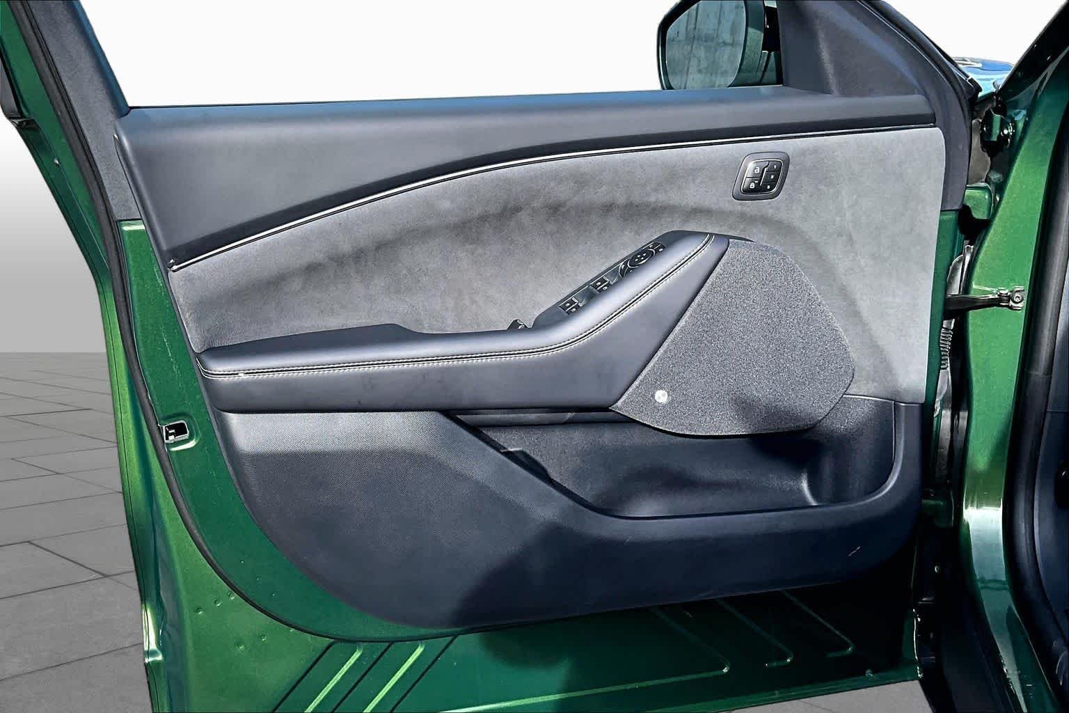 Used 2025 Eruption Green Metallic Ford GT image 25