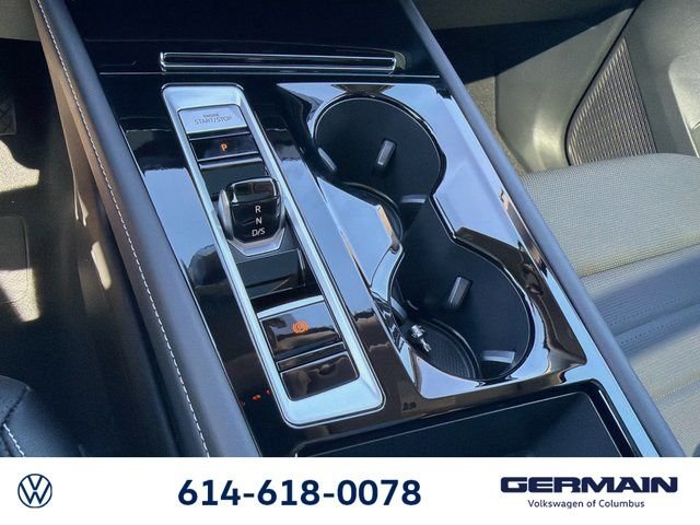 New 2026 Deep Black Pearl Volkswagen 2.0T SEL image 31