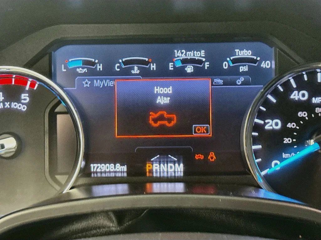 Used 2020 Black Metallic Ford Lariat image 16