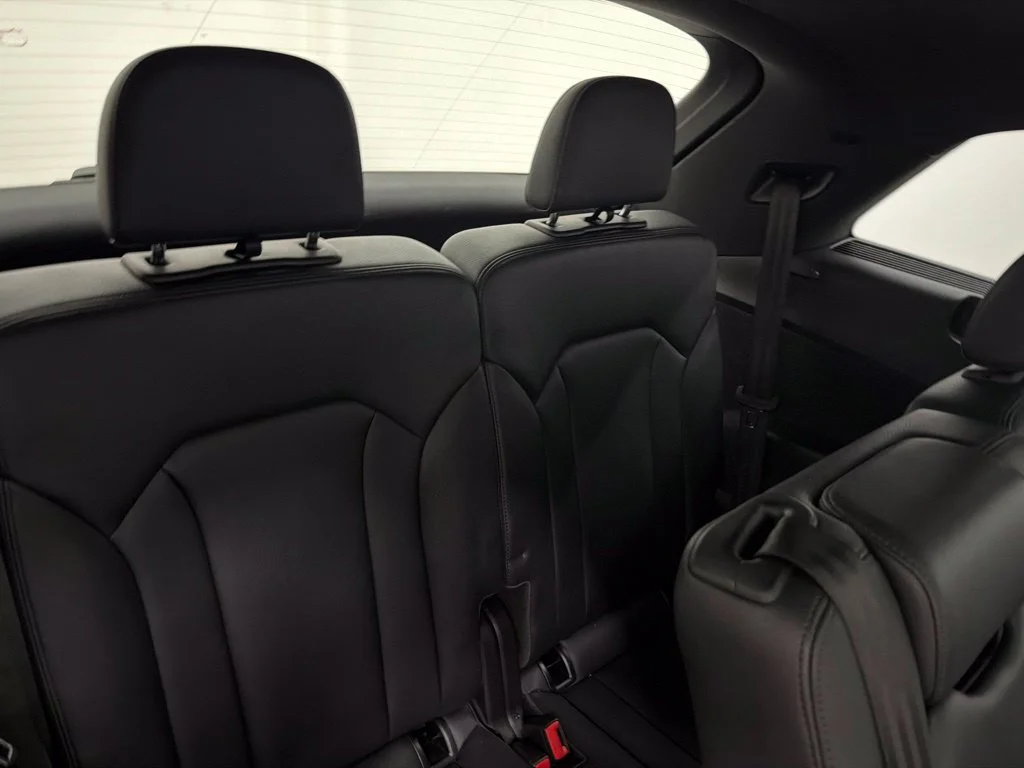 Used 2019 Gray Audi 45 Premium image 34