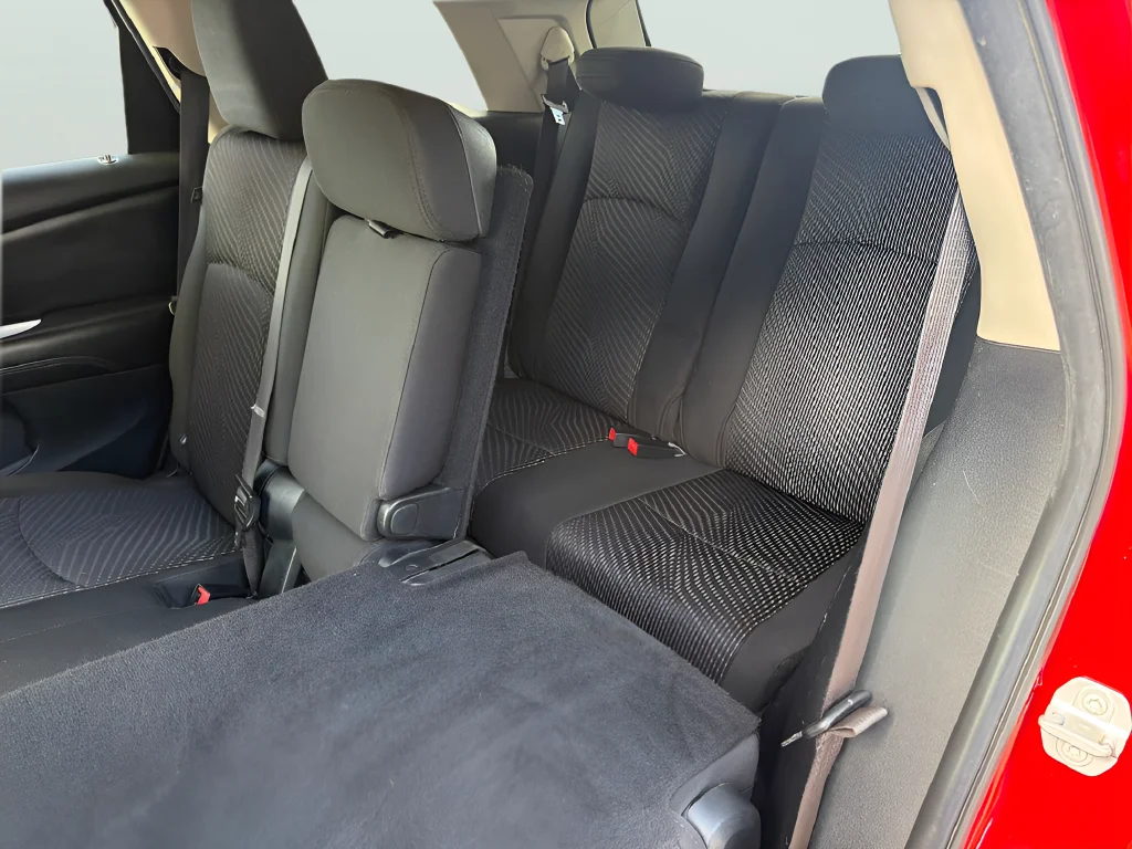 Used 2020 Red Dodge SE image 47