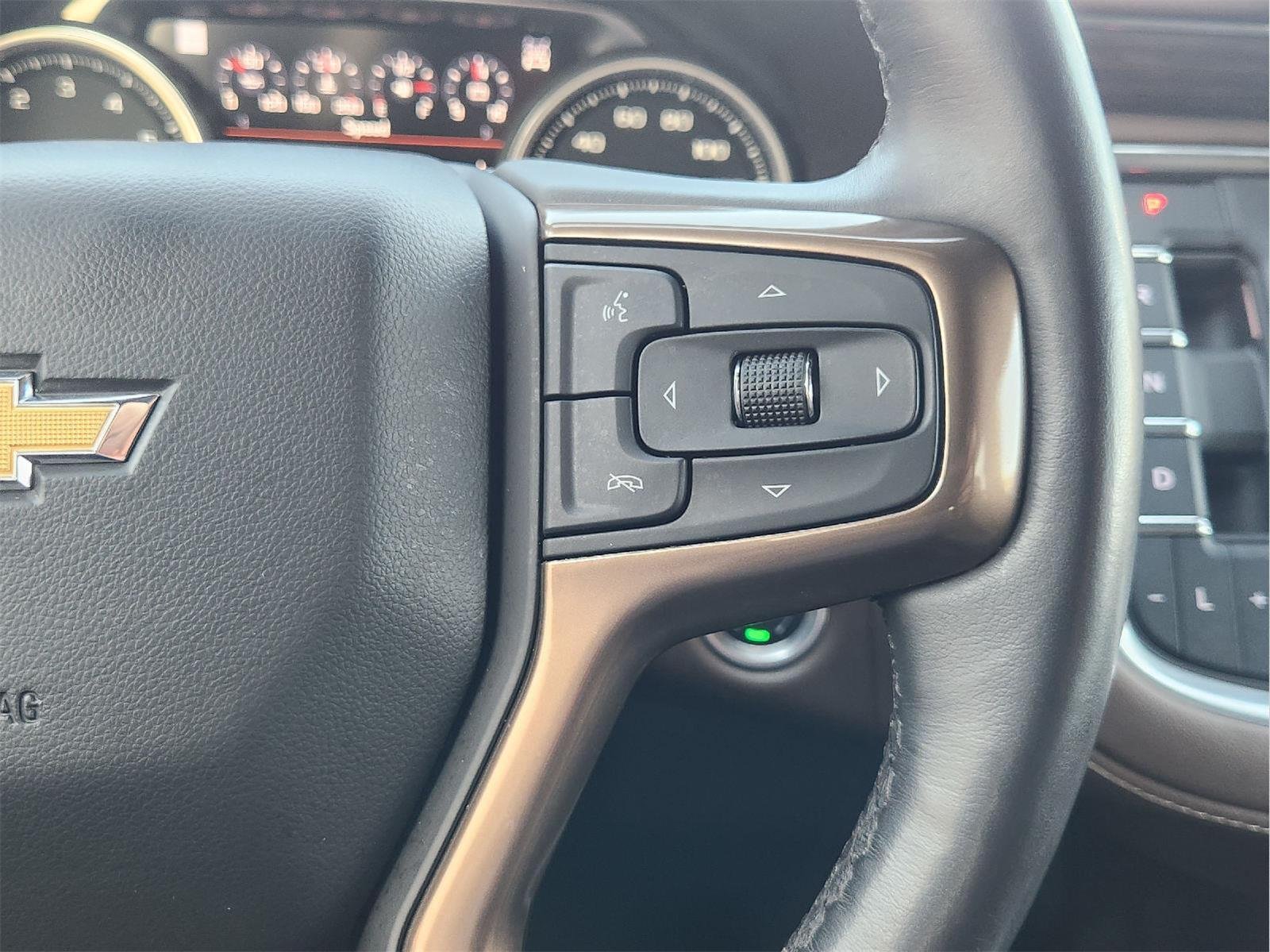 Used 2021 EMPIRE BEIGE METALLIC Chevrolet High Country image 30