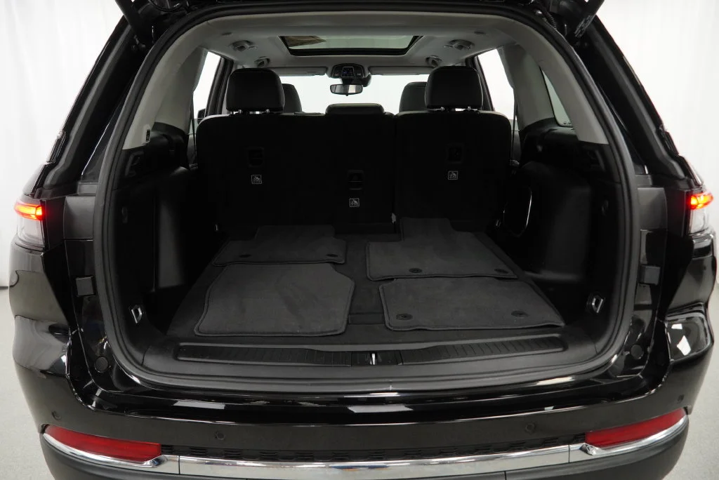 Used 2023 Black Jeep 4xe image 40