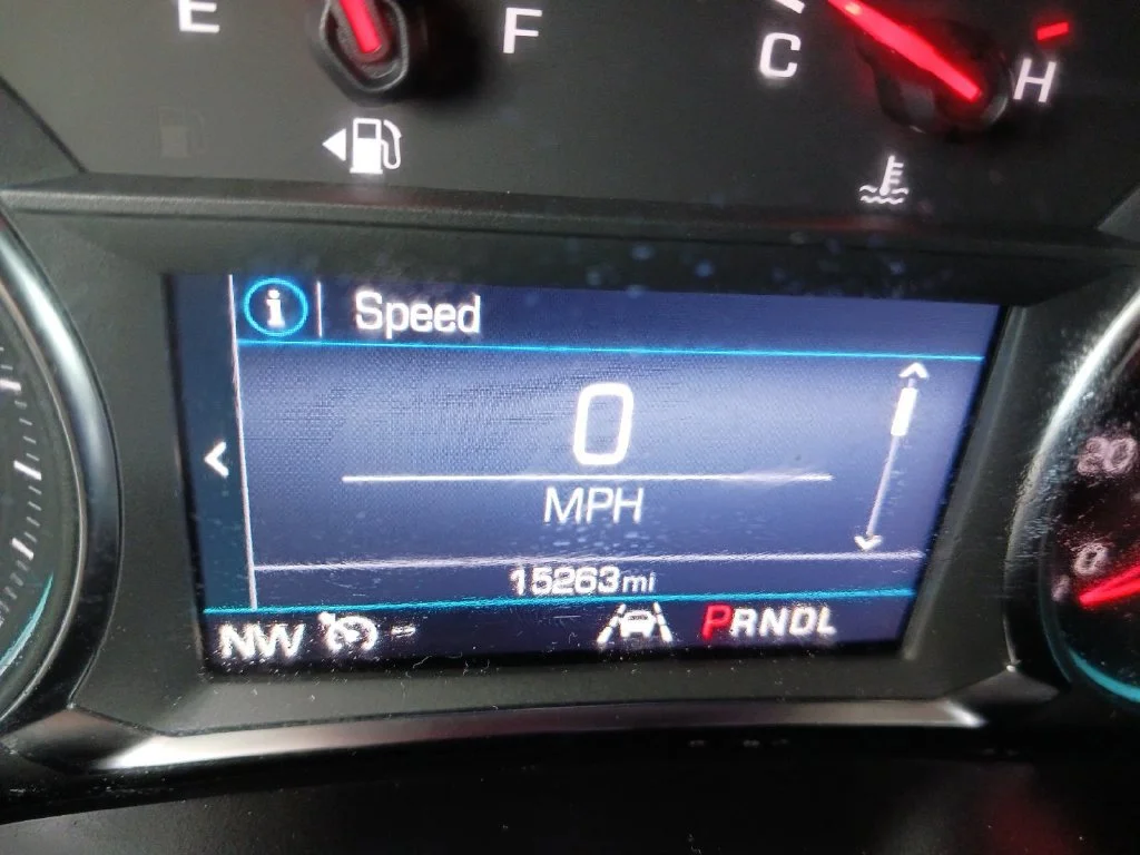 Used 2023 SUMMIT WHITE Chevrolet LT image 19
