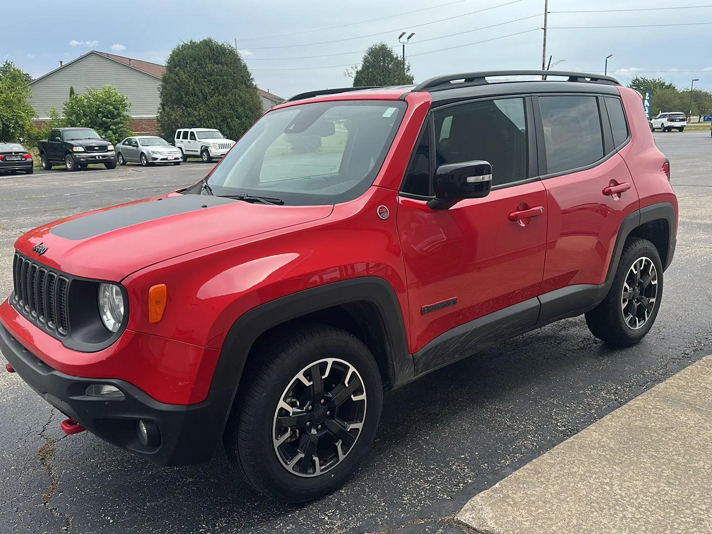 Used 2023 Colorado Red Clearcoat Jeep Trailhawk image 8
