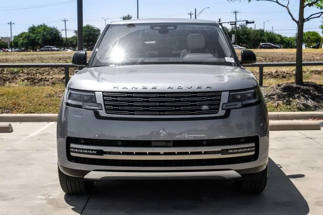 New 2026  Land Rover SE image 6