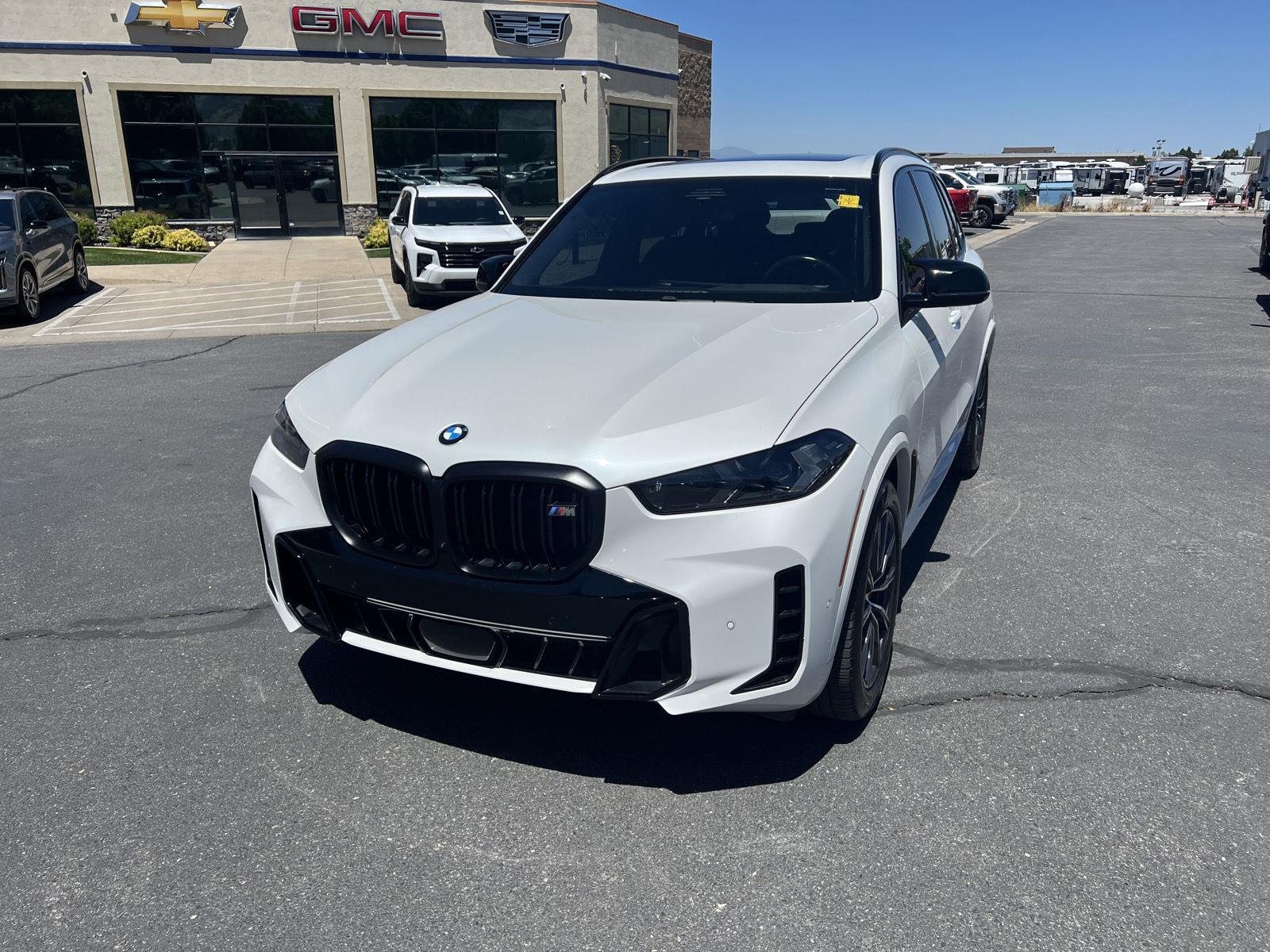 Used 2024 Mineral White Metallic BMW M60i image 9