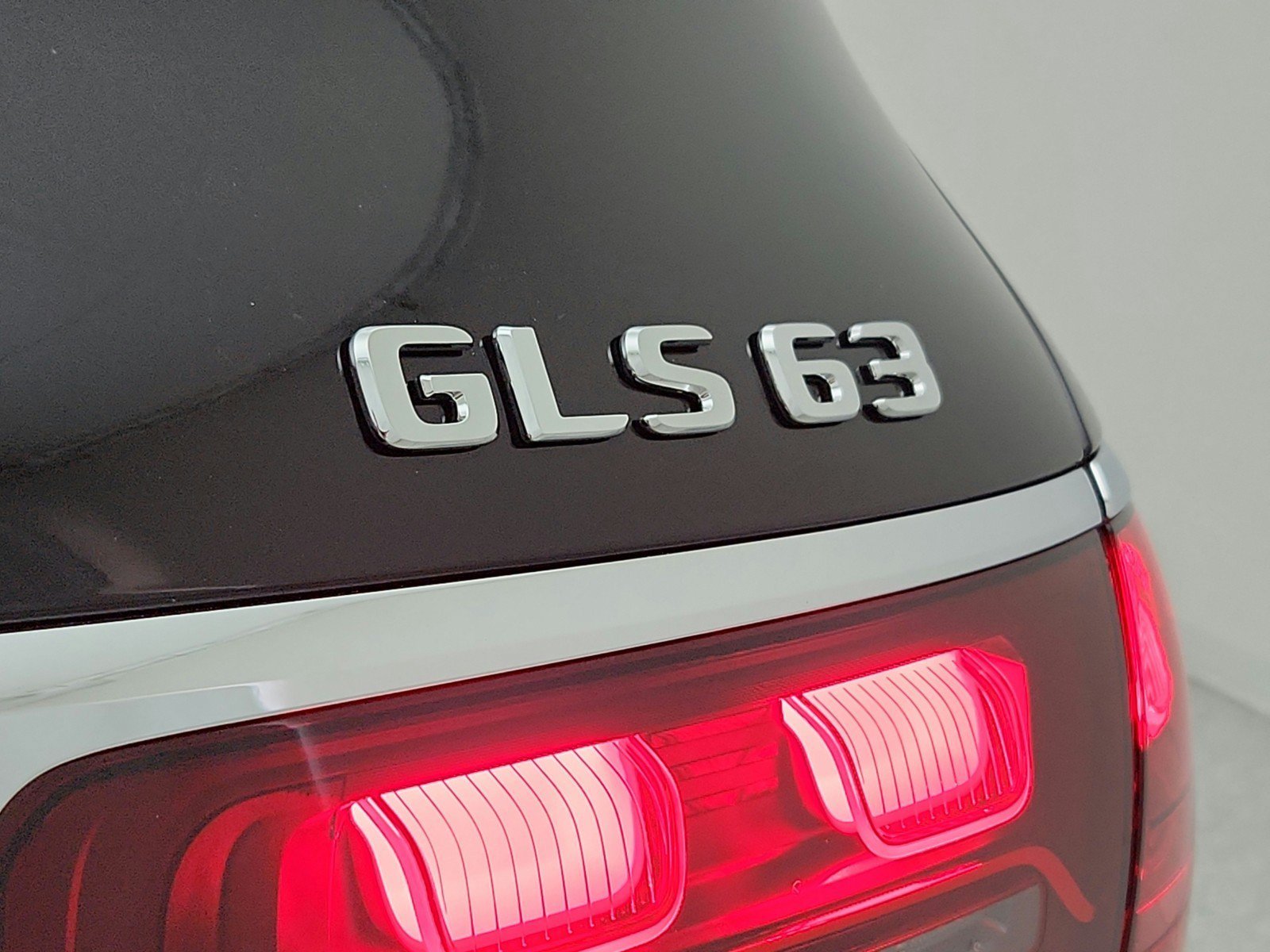 New 2026 Obsidian Black Metallic Mercedes-Benz AMG® GLS 63 4MATIC+ SUV image 58