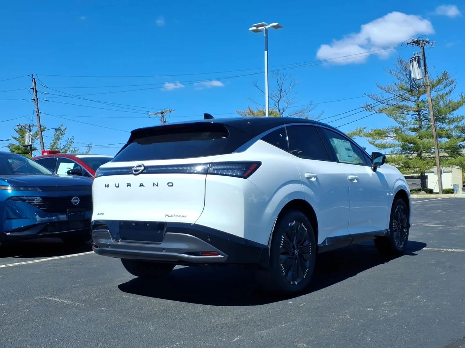 New 2026 Everest White Pearl Tricoat/Super Black Nissan Platinum image 3