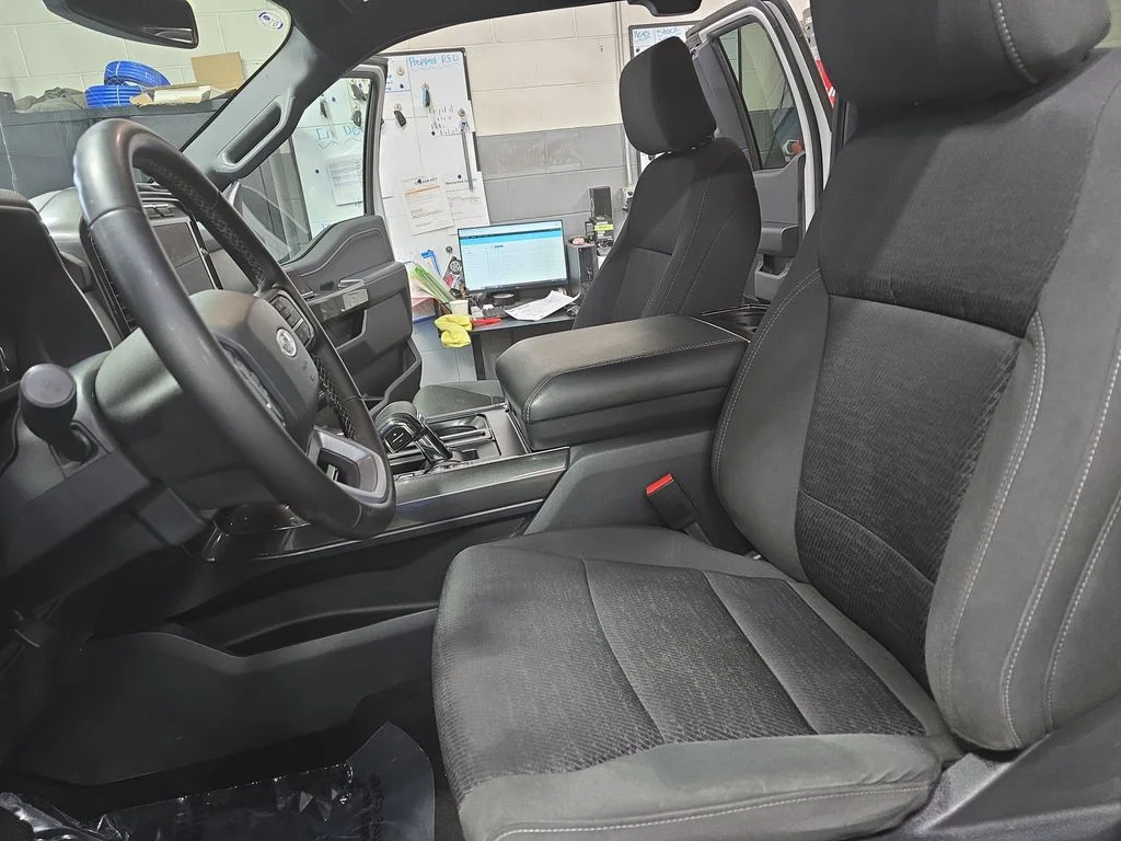 Used 2023 Avalanche Ford XLT image 16