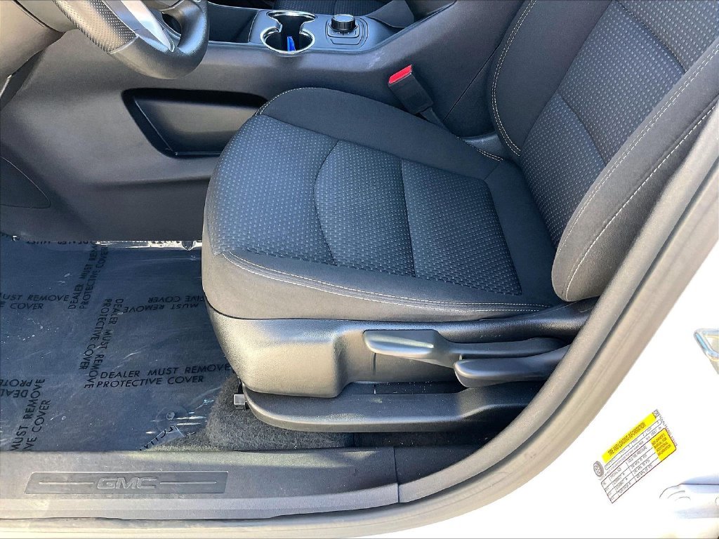 Used 2024 Summit White GMC SLE image 33