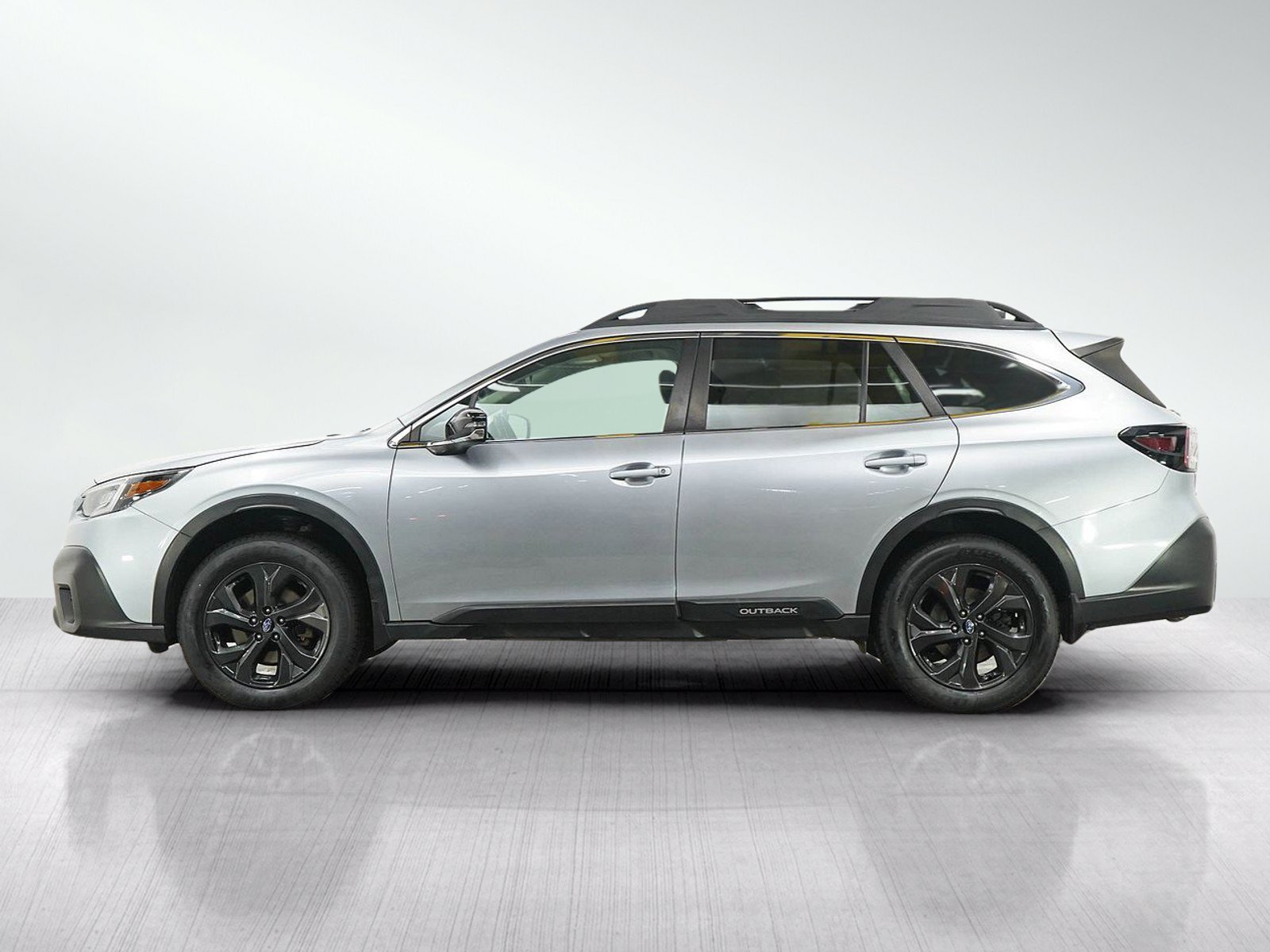 Used 2020 Subaru Outback Onyx Edition with VIN 4S4BTGKD4L3172457 for sale in Burnsville, Minnesota
