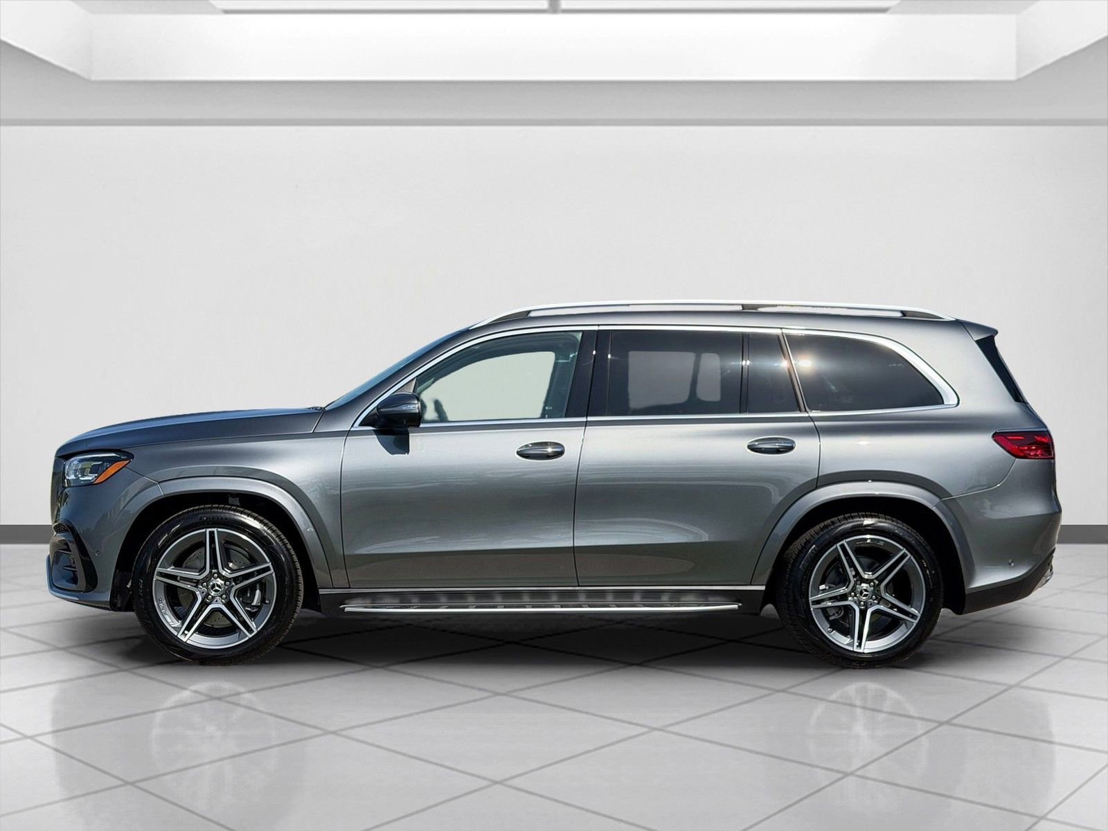 New 2026 Selenite Grey Metallic Mercedes-Benz GLS 450 image 30