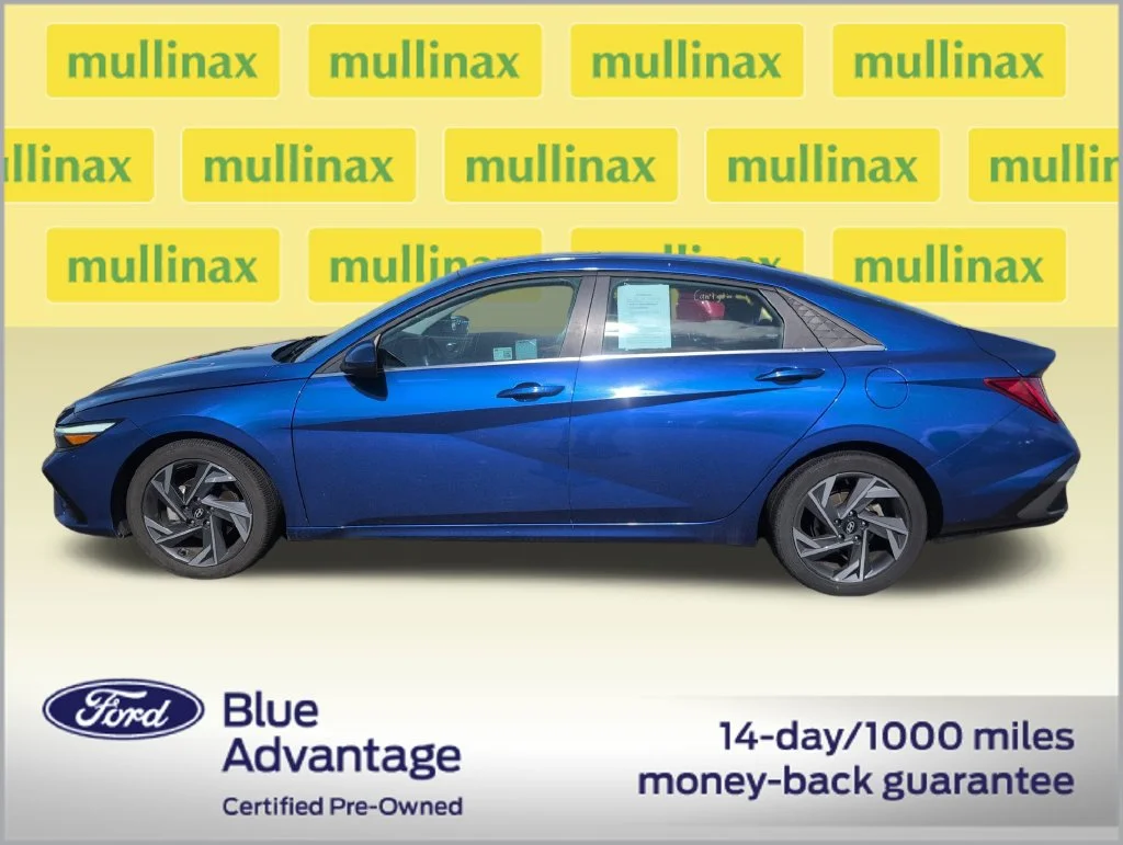 Certified Used 2025 Blue Hyundai SEL Convenience image 12