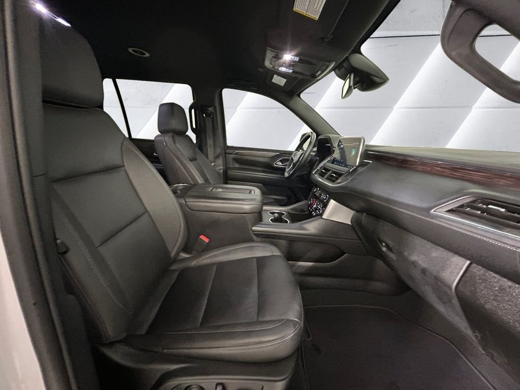 Used 2024 White Chevrolet Z71 image 13