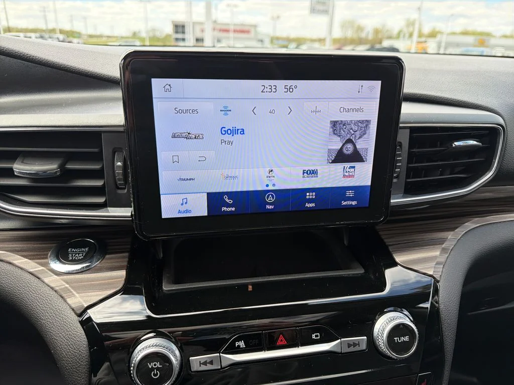 Used 2023 Blue Ford Limited image 18