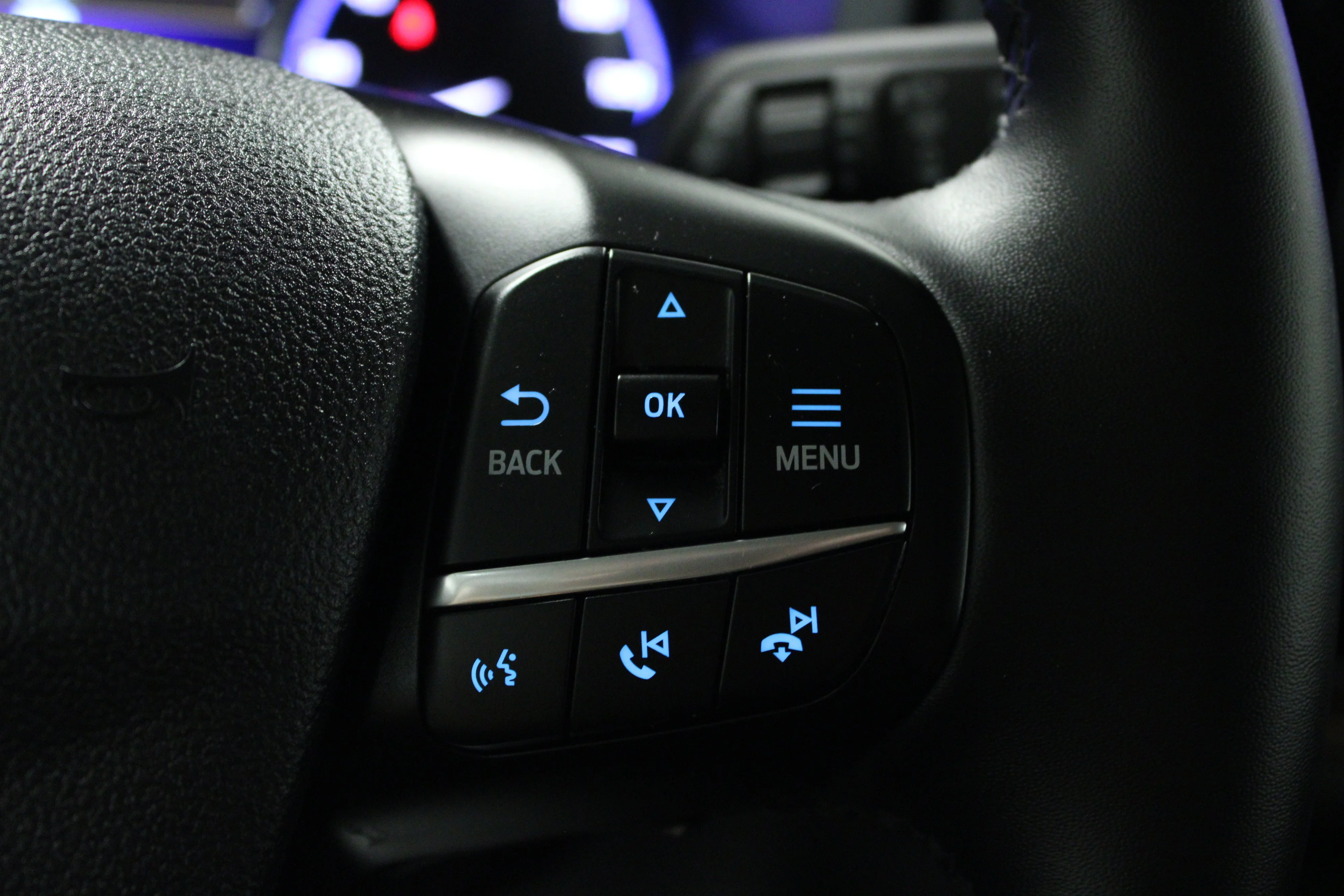 Used 2024 Azure Gray Metallic Ford Outer Banks image 21