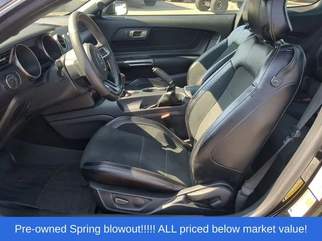 Used 2016 Black Ford Shelby GT350 image 23