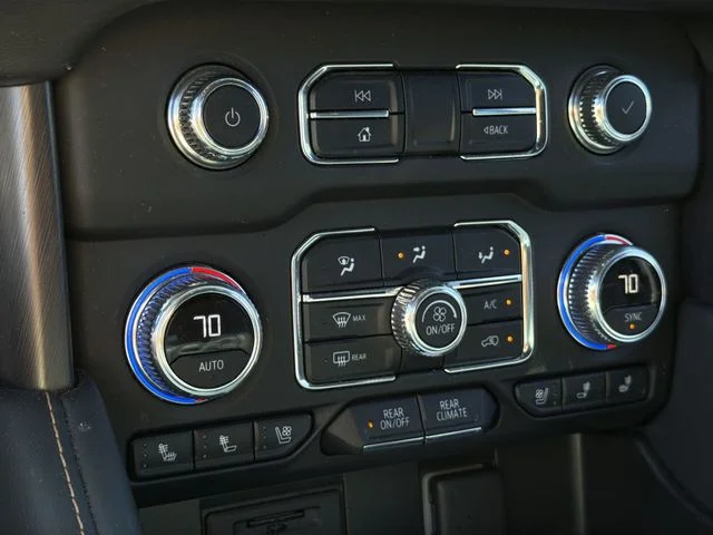 Used 2021 Blue GMC AT4 image 15