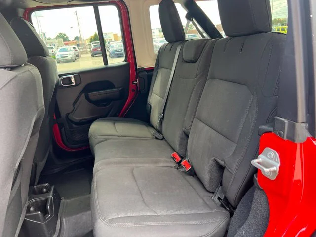 Used 2023 Red Jeep Sport S image 31