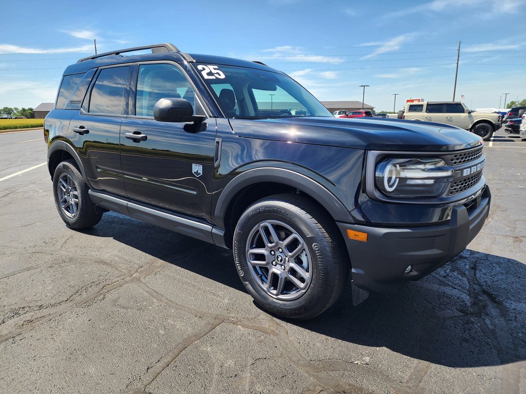 Used 2025 Shadow Black Ford Big Bend image 3
