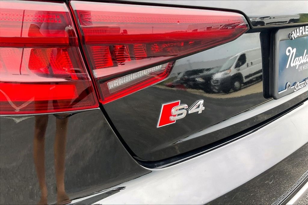 Used 2019 Gray Audi 3.0T Premium Plus image 8