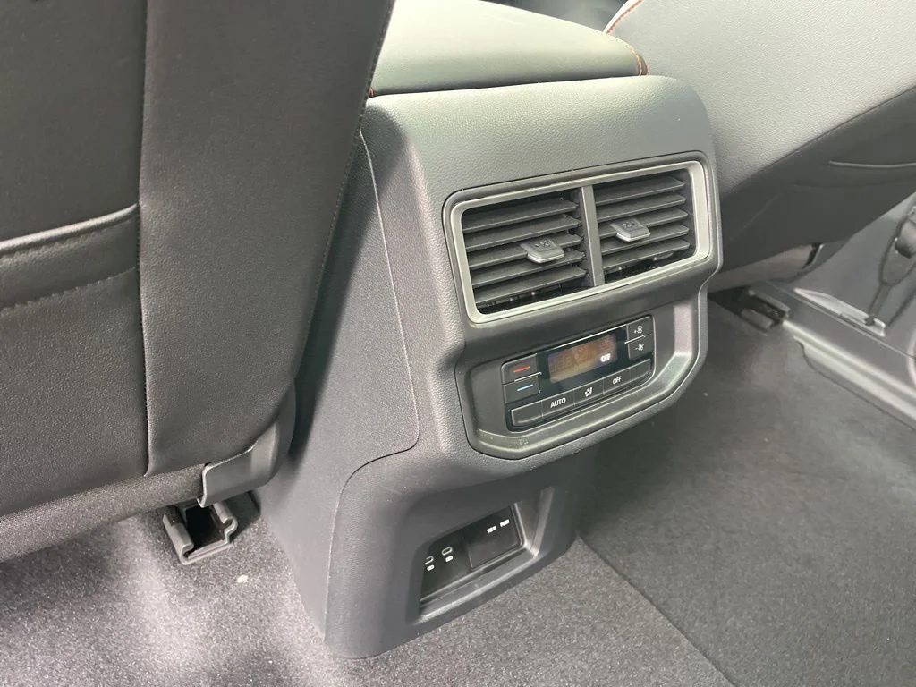New 2026 Pure Gray Volkswagen 2.0T Peak Edition image 23
