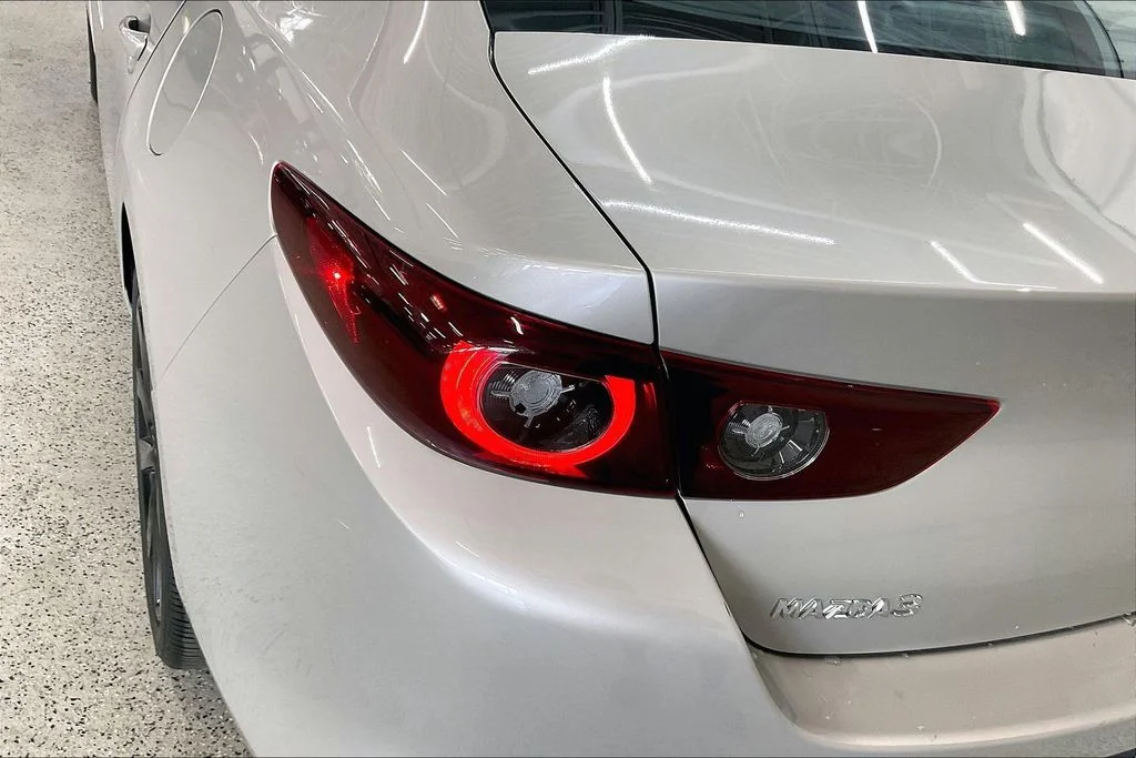 Used 2025 Silver Mazda 2.5 S Select Sport image 29