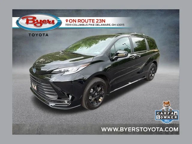 2025 Toyota Sienna Woodland Edition