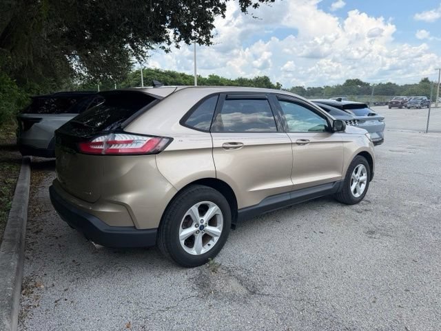 Used 2020 Desert Gold Metallic Ford SE image 3