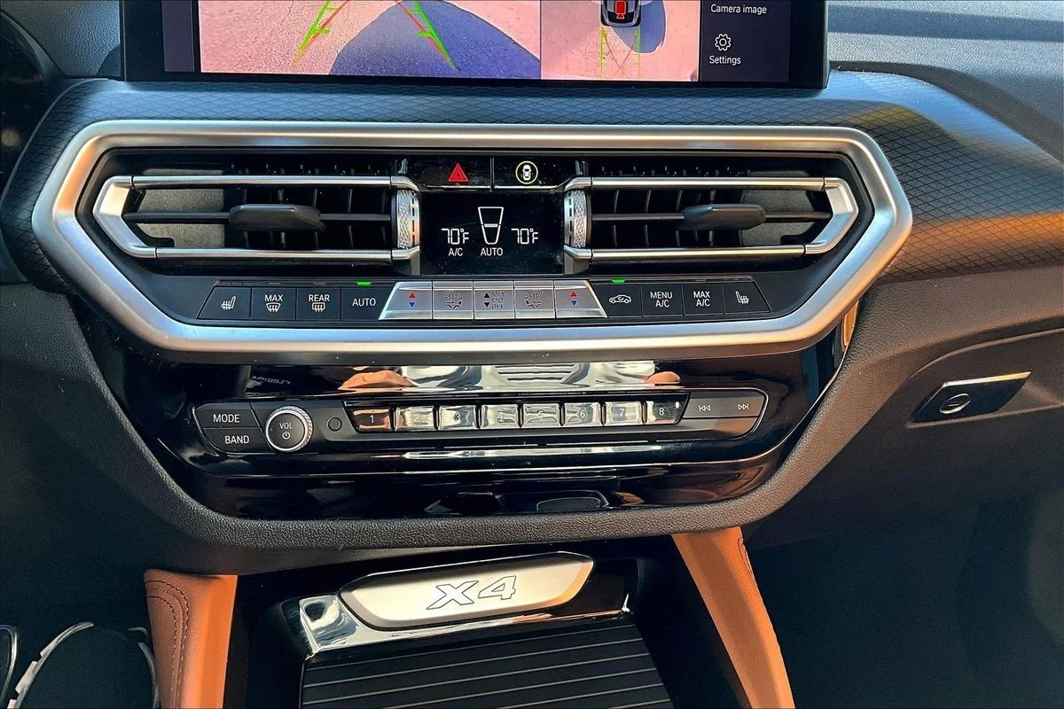 Used 2023 Gray BMW xDrive30i image 15