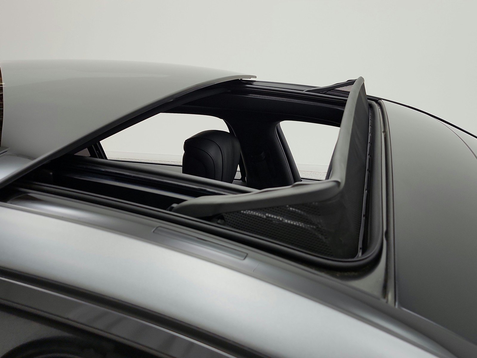 Certified Used 2023 MANUFAKTUR Selenite Grey Magno Mercedes-Benz S 580 4MATIC® Sedan image 19