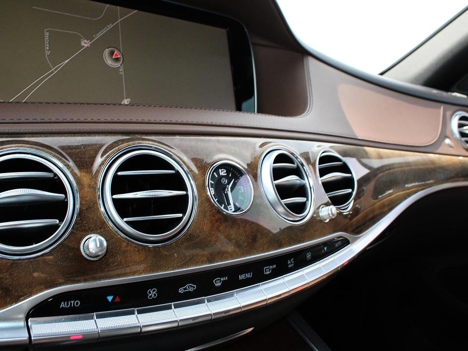 Used 2015 White Mercedes-Benz S 550 image 24